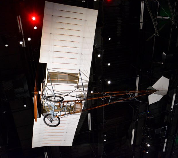 Aeroplano Demoiselle de Santos Dumont. Réplica de 1907.